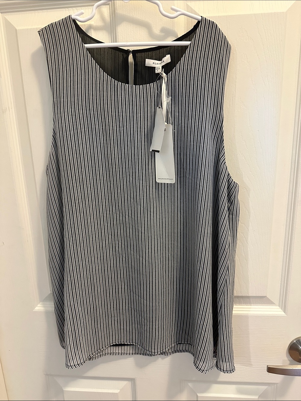 Pleione Black & White Pinstripe Sleeveless Tank Top NWT